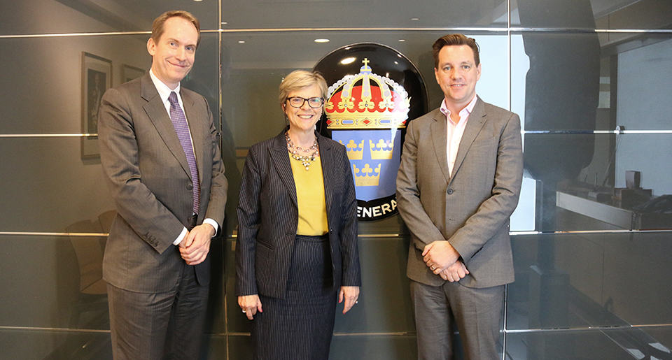 From the left: STINT’s Executive Director, Dr Andreas Göthenberg; Consul General, H.E. Lisette Lindahl; and STINT’s Representative in China, Dr Erik Forsberg. Photo: Consulate General of Sweden.